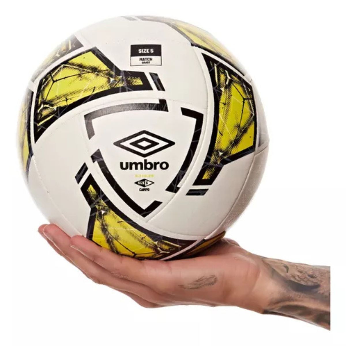 Bola de Campo Umbro Neo Swerve - Tamanho 5 - cor: Branco/preto/amarelo
