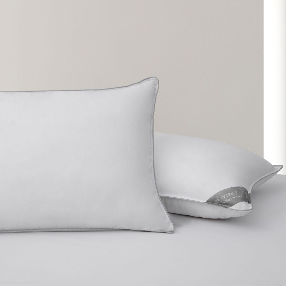 Travesseiro Premium Toque de Pétalas Kacyumara 50x70